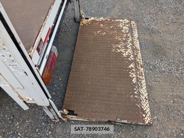 Hino DUTRO 2015-03 7250603-19