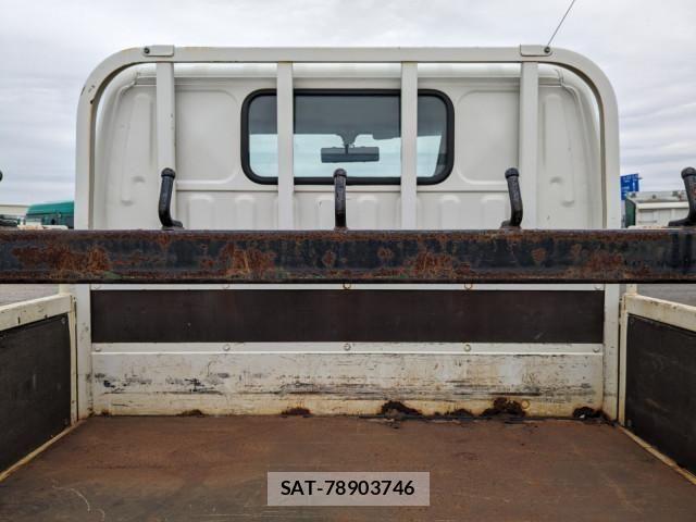 Hino DUTRO 2015-03 7250603-25