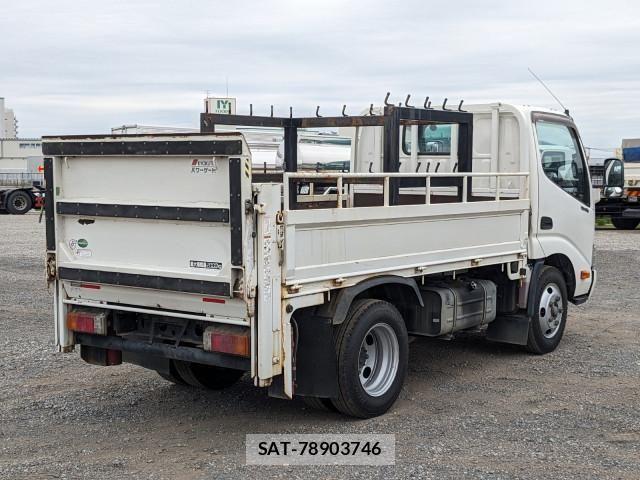 Hino DUTRO 2015-03 7250603-3