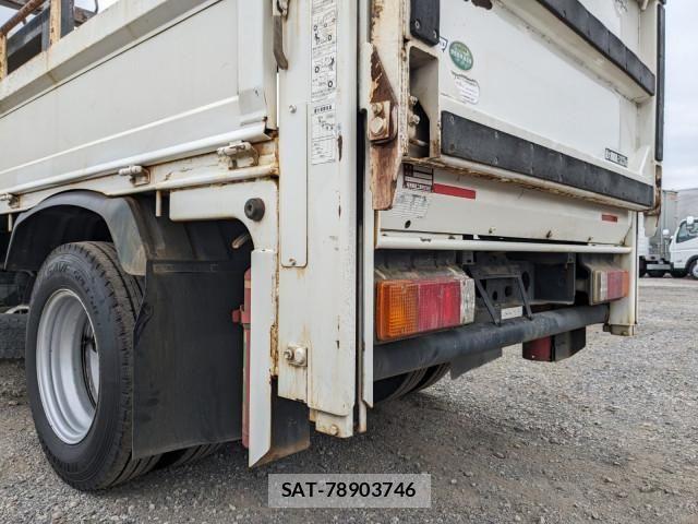Hino DUTRO 2015-03 7250603-6