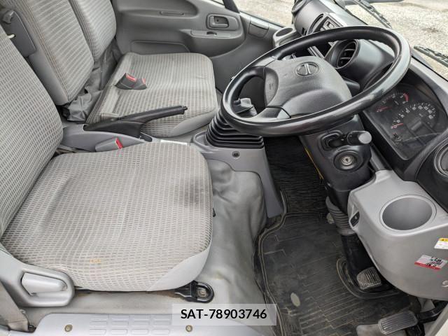 Hino DUTRO 2015-03 7250603-7