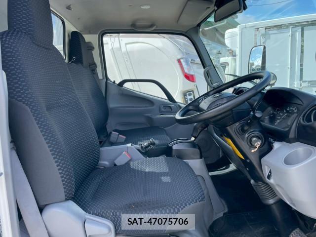 Hino DUTRO 2022-03 7250580-24