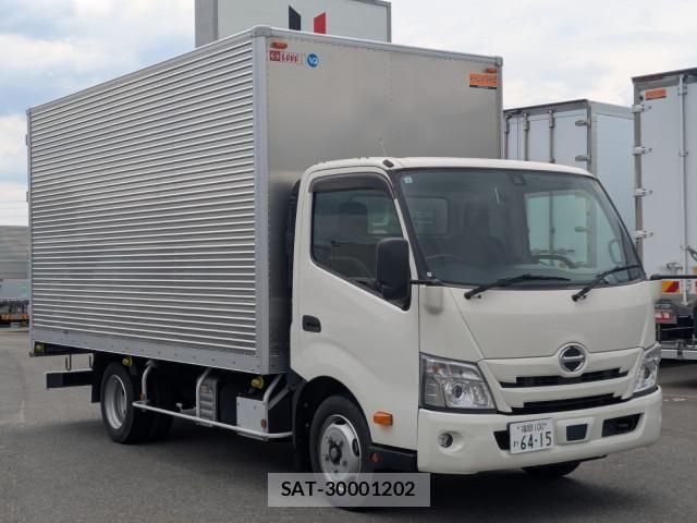 Hino DUTRO 2022-06 7250561-1