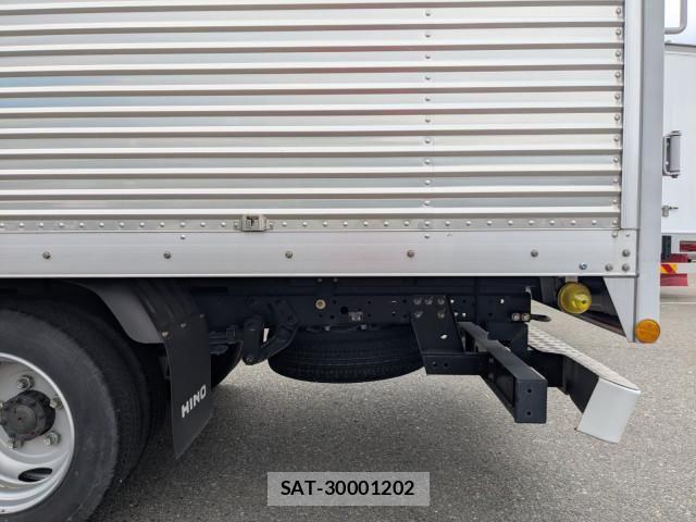 Hino DUTRO 2022-06 7250561-20