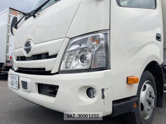 Hino DUTRO 2022-06 7250561-24