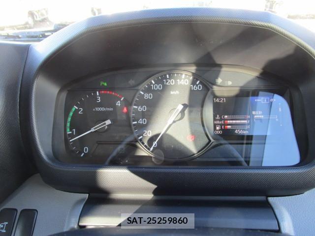 Hino DUTRO 2025-10 7250560-11