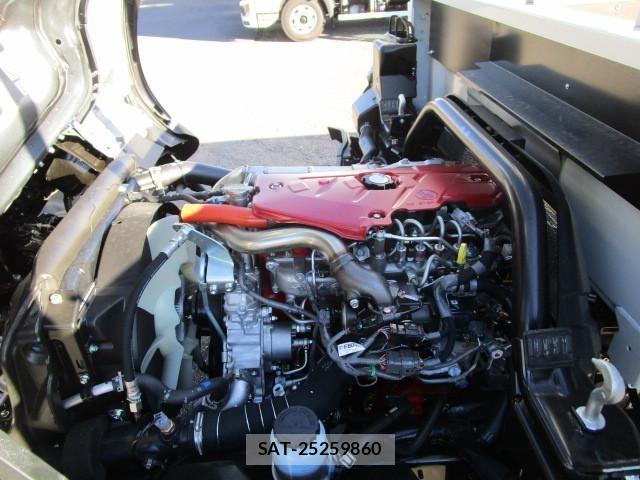 Hino DUTRO 2025-10 7250560-25