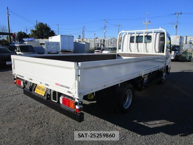 Hino DUTRO 2025-10 7250560-3