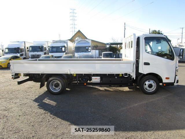 Hino DUTRO 2025-10 7250560-5