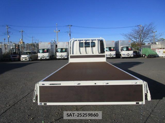 Hino DUTRO 2025-10 7250560-7