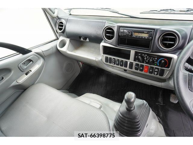 Hino DUTRO 2020-11 7250569-24