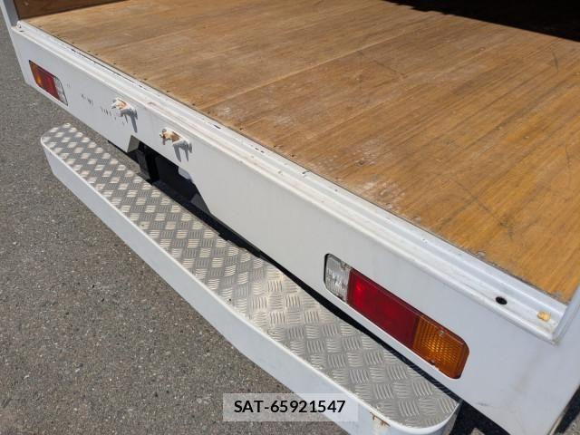 Hino DUTRO 2022-06 7250566-10