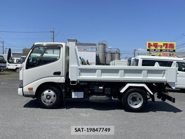 Hino DUTRO 2022-03 7250556-7