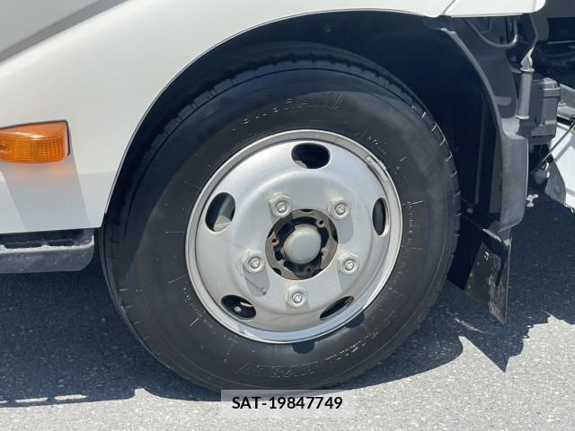 Hino DUTRO 2022-03 7250556-8