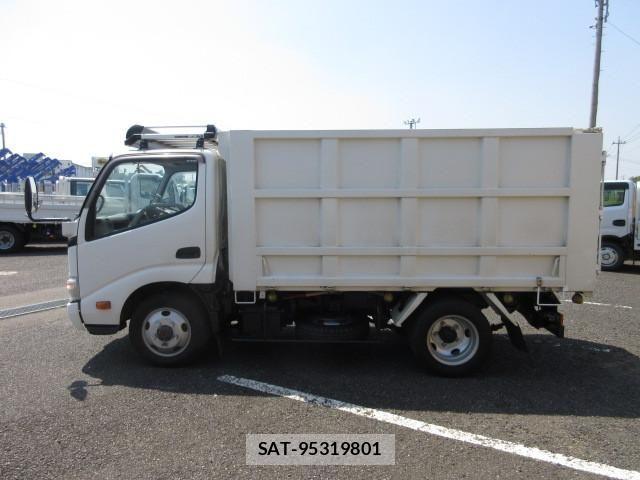 Hino DUTRO 2011-07 7250576-10