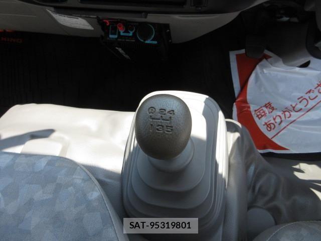 Hino DUTRO 2011-07 7250576-19