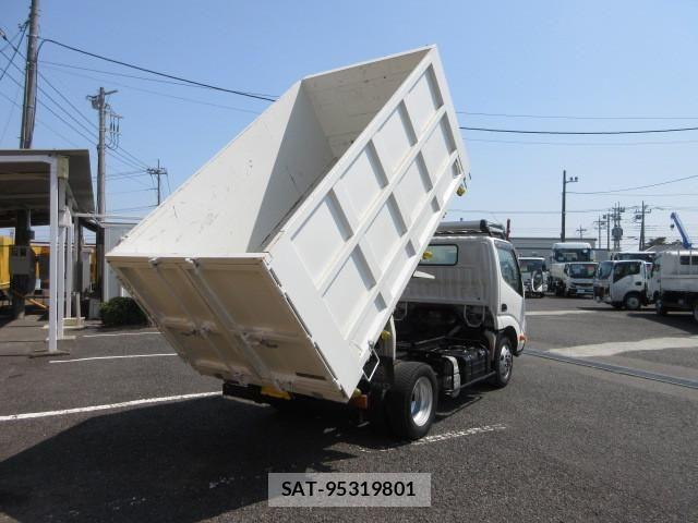 Hino DUTRO 2011-07 7250576-3