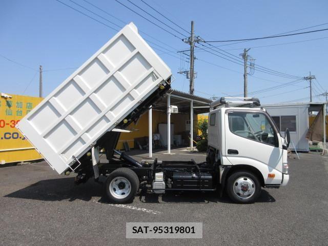 Hino DUTRO 2011-07 7250576-5