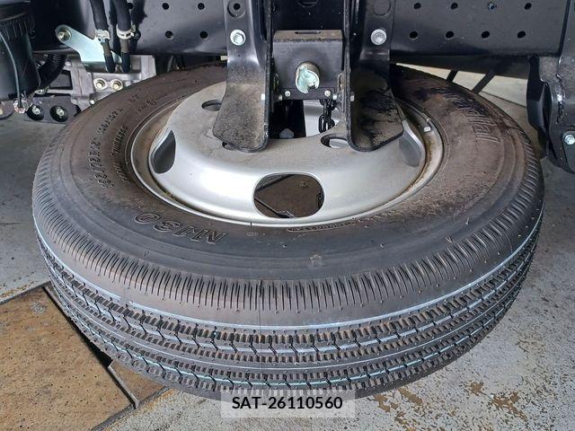 Hino DUTRO 2025-08 7250562-10