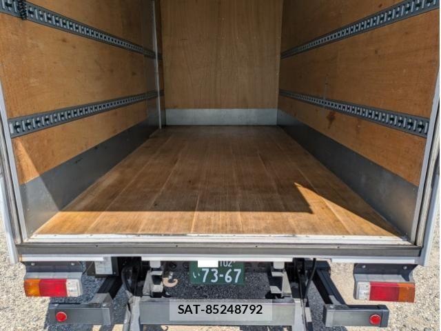 Hino DUTRO 2022-05 7250564-11