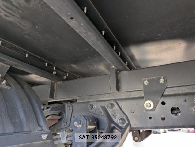Hino DUTRO 2022-05 7250564-21