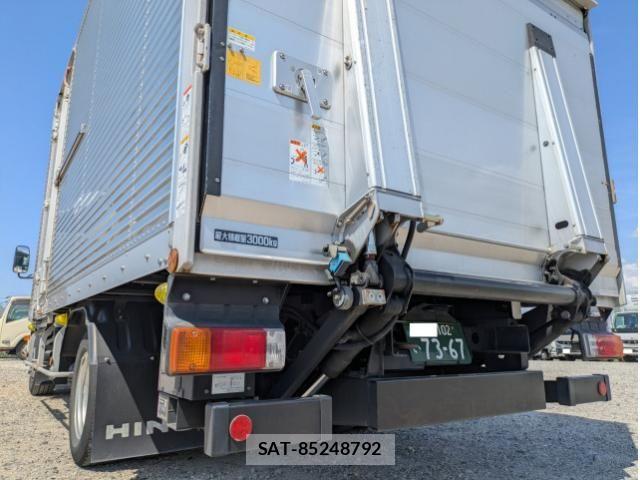 Hino DUTRO 2022-05 7250564-5