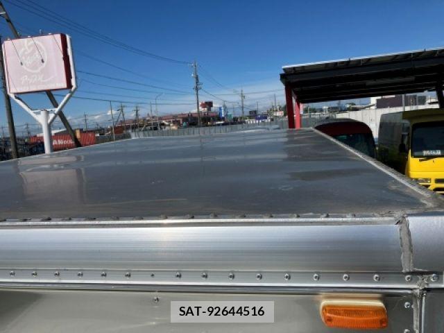 Hino DUTRO 2022-03 7250573-17
