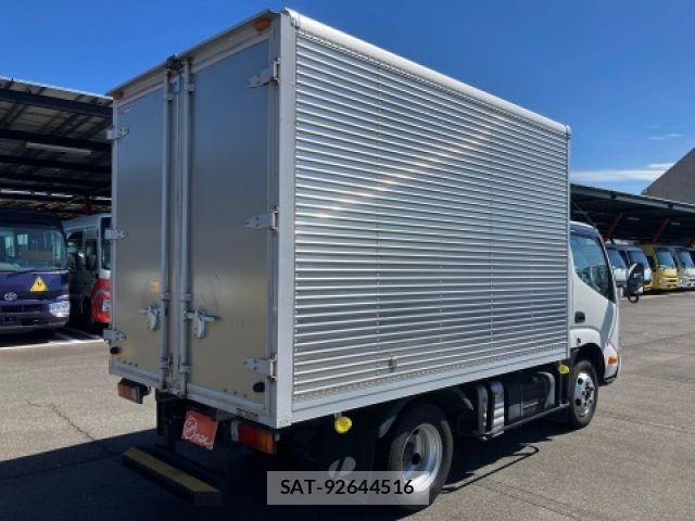 Hino DUTRO 2022-03 7250573-1