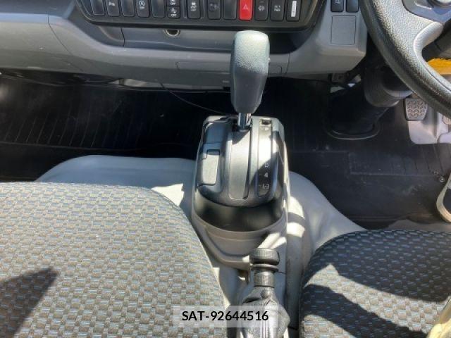 Hino DUTRO 2022-03 7250573-23