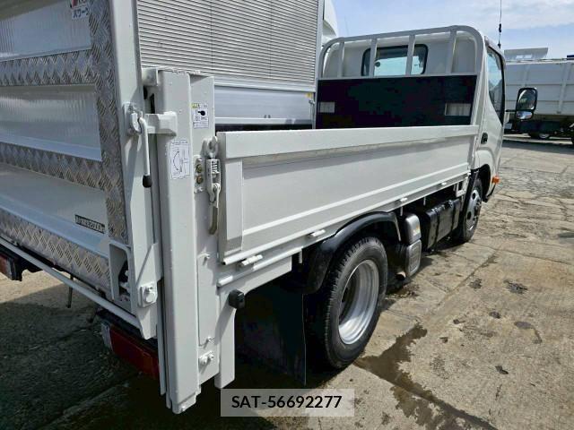 Hino DUTRO 2019-03 7250592-19