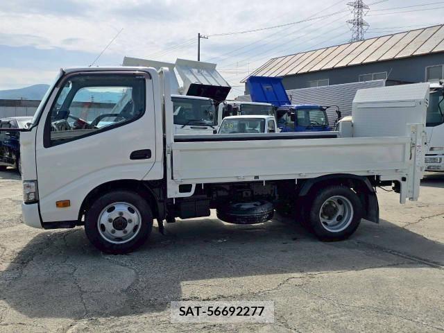 Hino DUTRO 2019-03 7250592-4