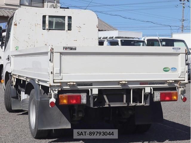 Hino DUTRO 2019-03 7250595-1