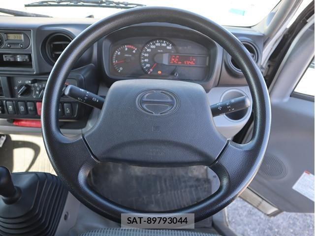 Hino DUTRO 2019-03 7250595-3