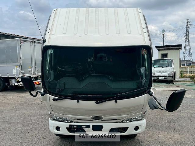 Hino DUTRO 2022-03 7250582-2