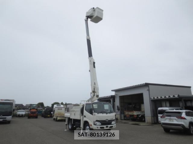 Hino DUTRO 2018-01 7250585-9