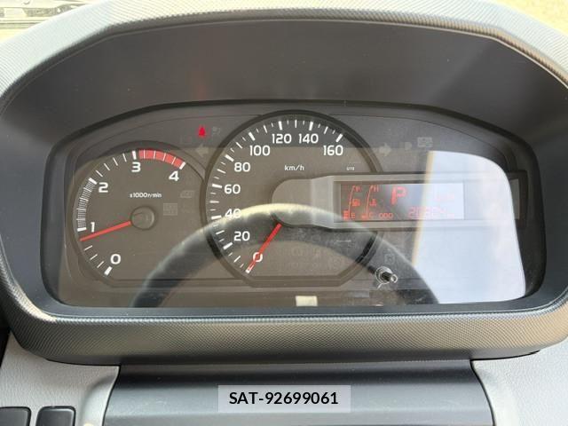 Hino DUTRO 2016-06 7250589-12