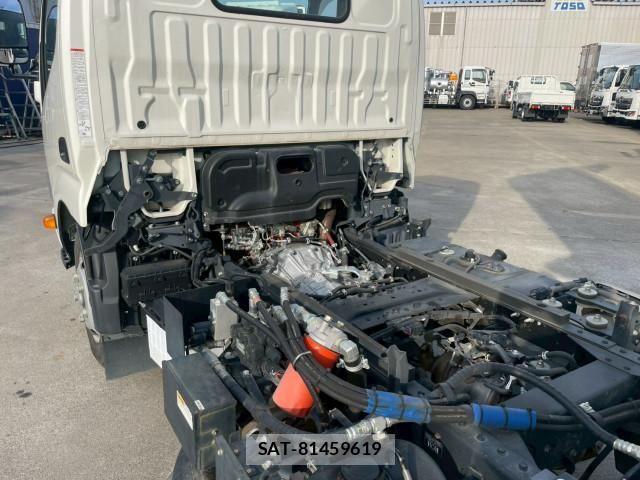 Hino DUTRO 2022-03 7250559-18