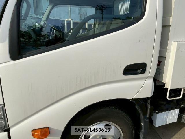 Hino DUTRO 2022-03 7250559-20