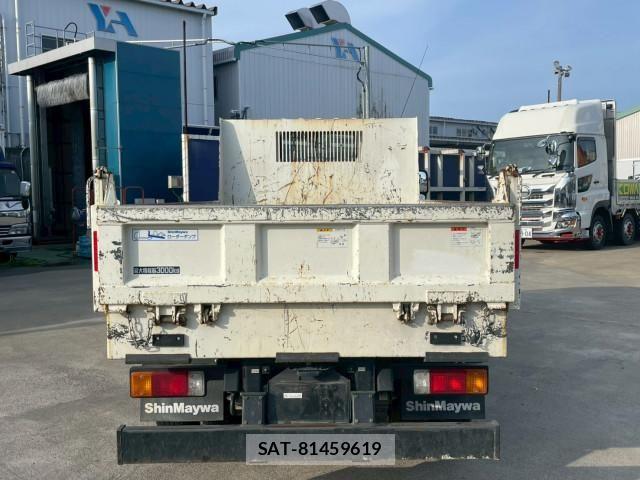Hino DUTRO 2022-03 7250559-4