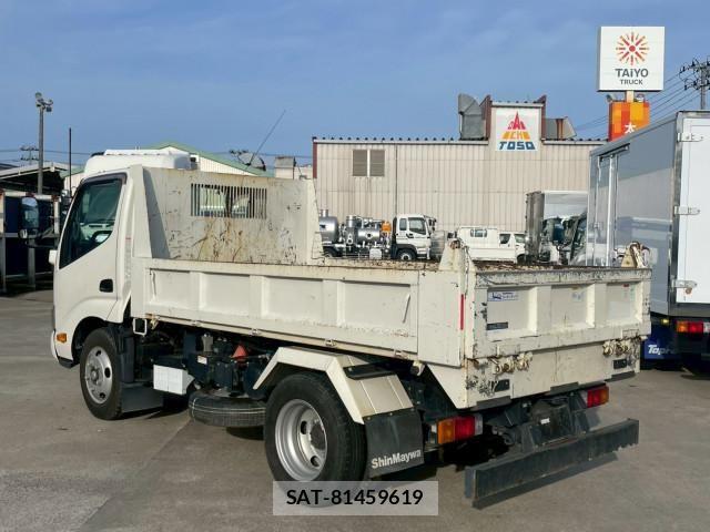 Hino DUTRO 2022-03 7250559-5