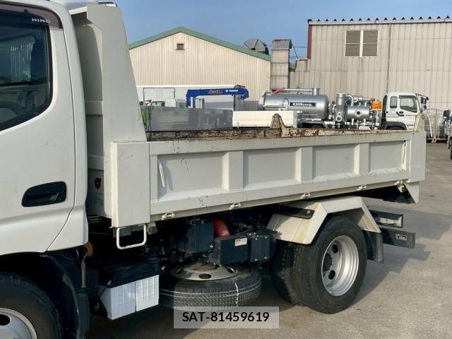 Hino DUTRO 2022-03 7250559-8