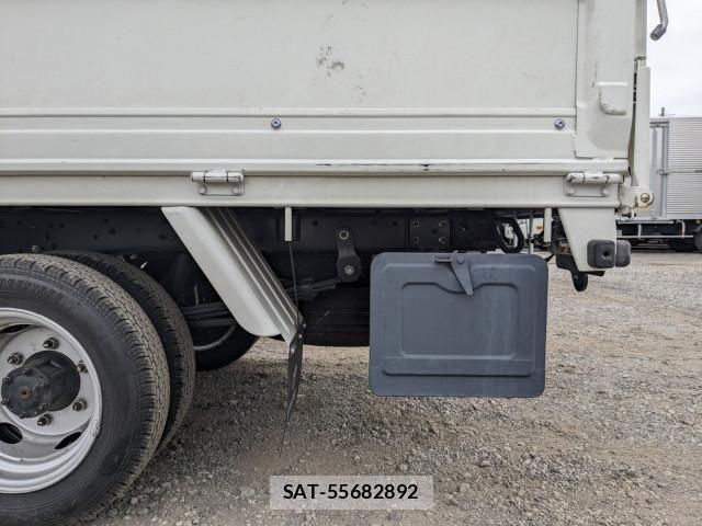 Hino DUTRO 2019-10 7250593-15