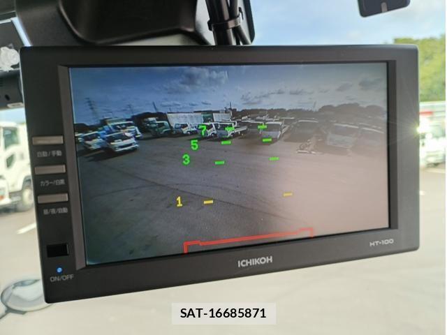 Hino DUTRO 2022-03 7250577-21