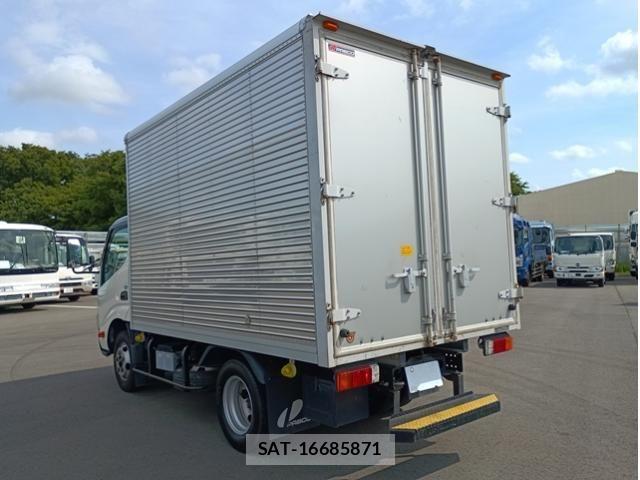 Hino DUTRO 2022-03 7250577-3