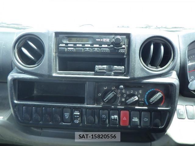 Hino DUTRO 2013-09 7250594-12
