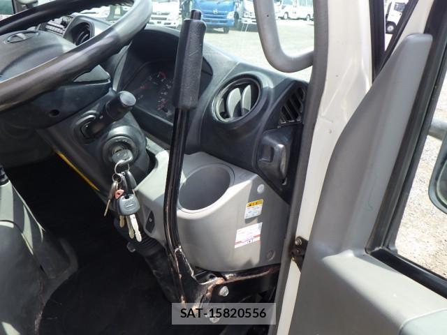 Hino DUTRO 2013-09 7250594-20