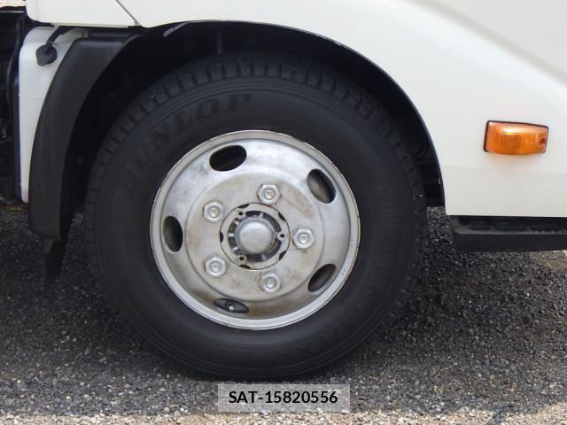 Hino DUTRO 2013-09 7250594-24