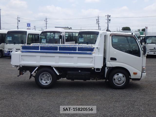 Hino DUTRO 2013-09 7250594-4