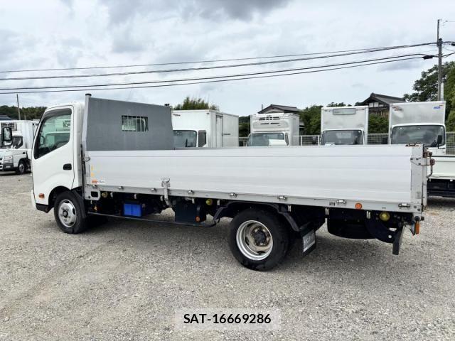 Hino DUTRO 2017-02 7250598-7