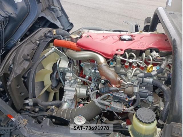 Hino DUTRO 2022-03 7250558-18